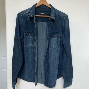 Express Denim Shirt Womens Medium Chambray Roll Sleeve Flap Pockets Distressed